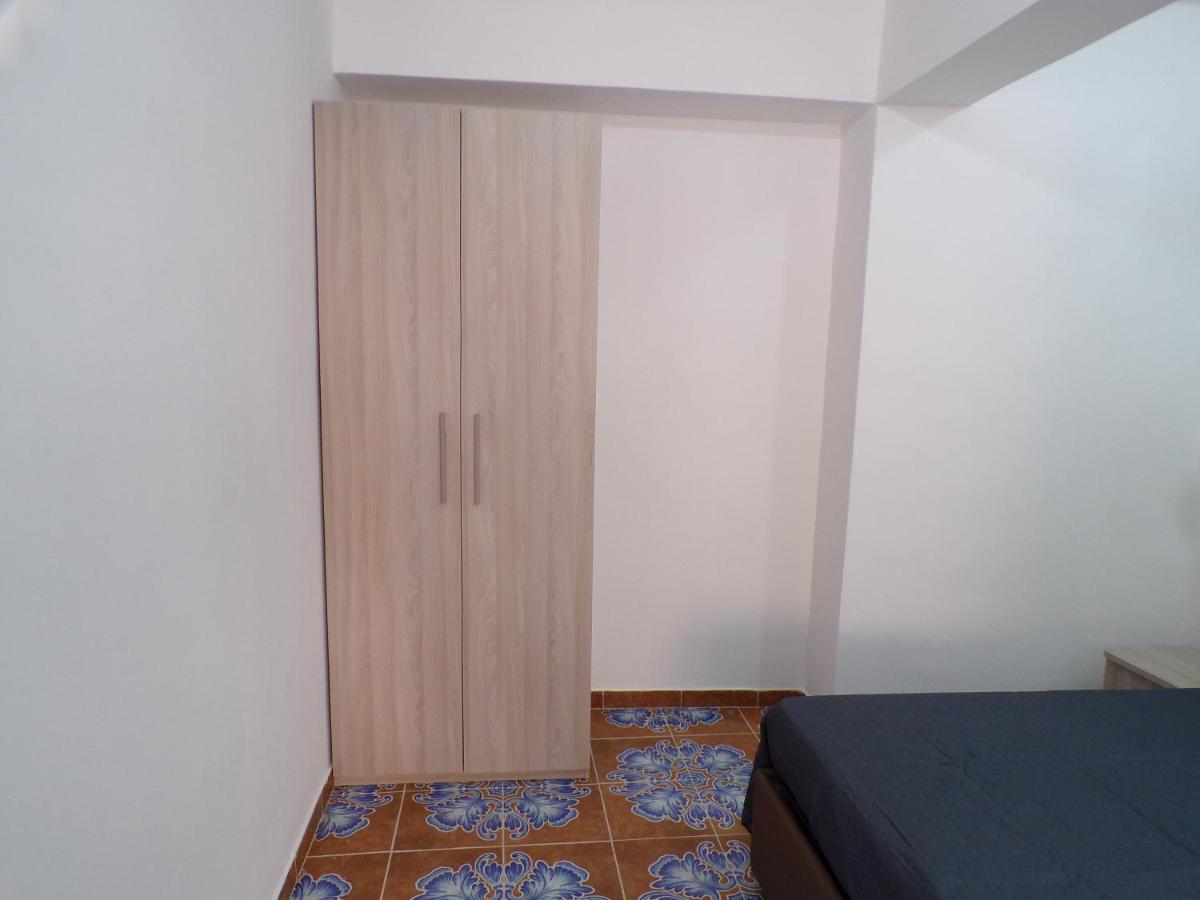Nuova Aurora Rent Rooms Roccalumera Extérieur photo