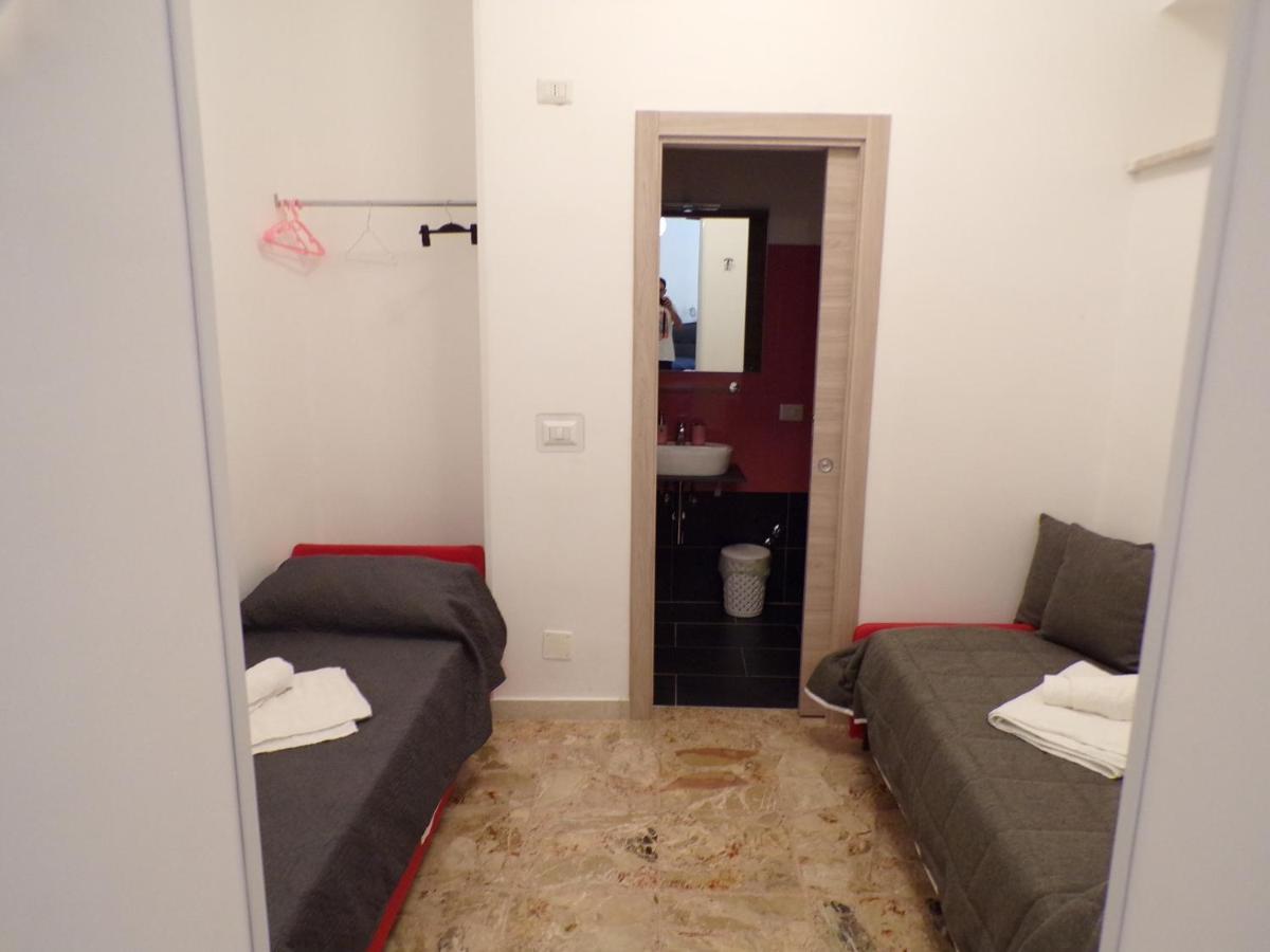 Nuova Aurora Rent Rooms Roccalumera Extérieur photo