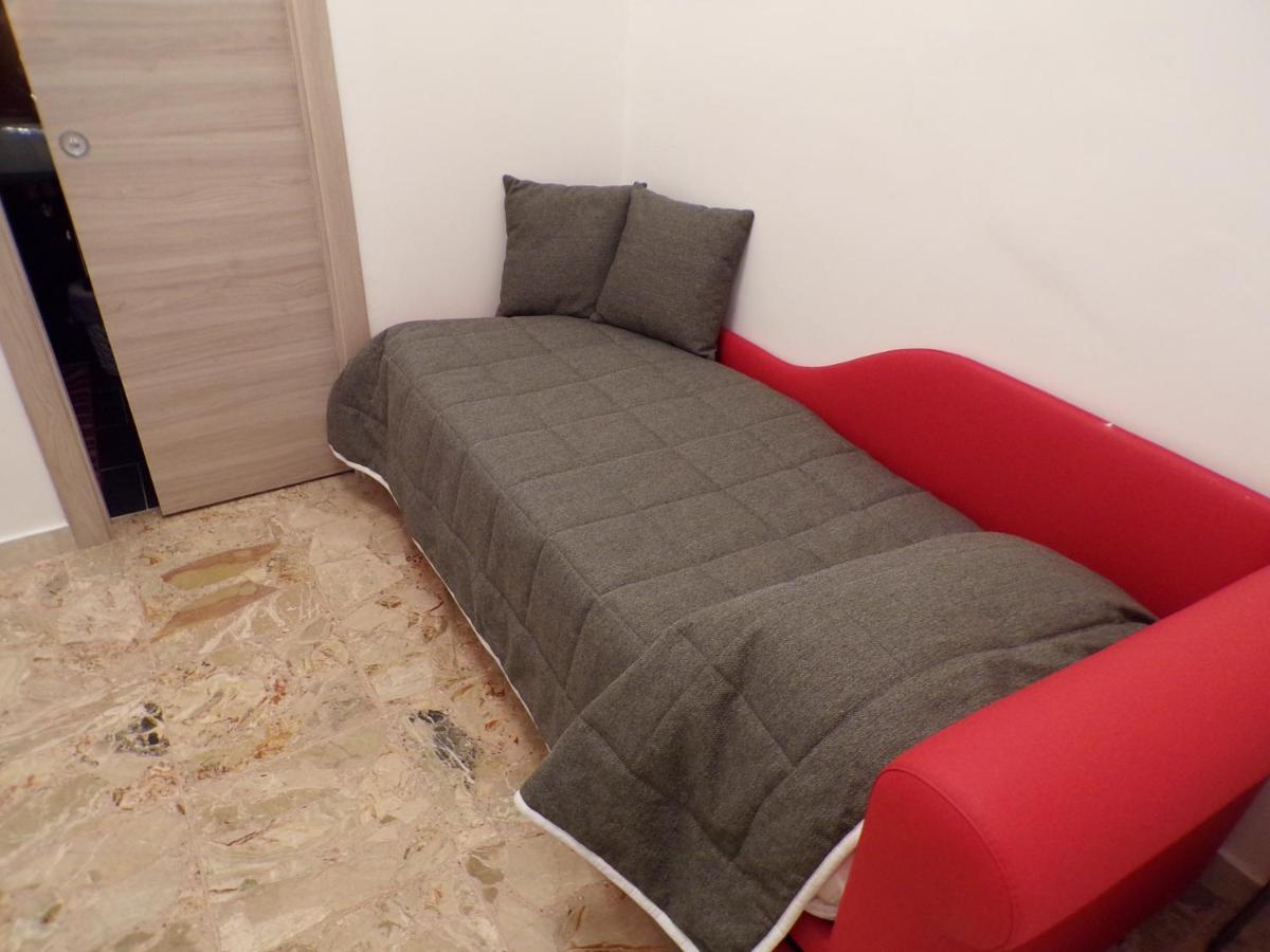 Nuova Aurora Rent Rooms Roccalumera Extérieur photo